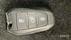 Peugeot 2008 1.2 PureTech Allure de 2020