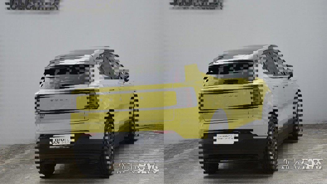 Volvo EX30 de 2025