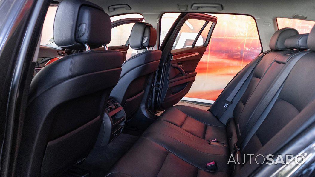 BMW Série 5 520 dA Touring de 2013