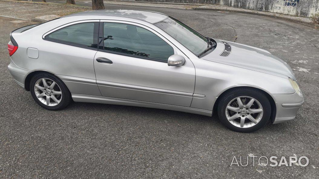 Mercedes-Benz Classe C 200 de 2004