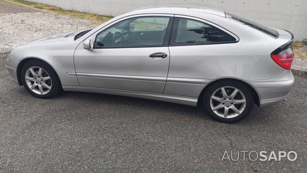 Mercedes-Benz Classe C 200 de 2004
