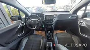 Peugeot 2008 1.2 PureTech Allure de 2019