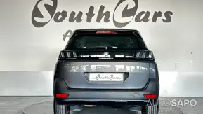 Peugeot 5008 de 2021