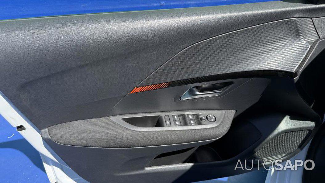 Peugeot 208 1.2 PureTech Active de 2021