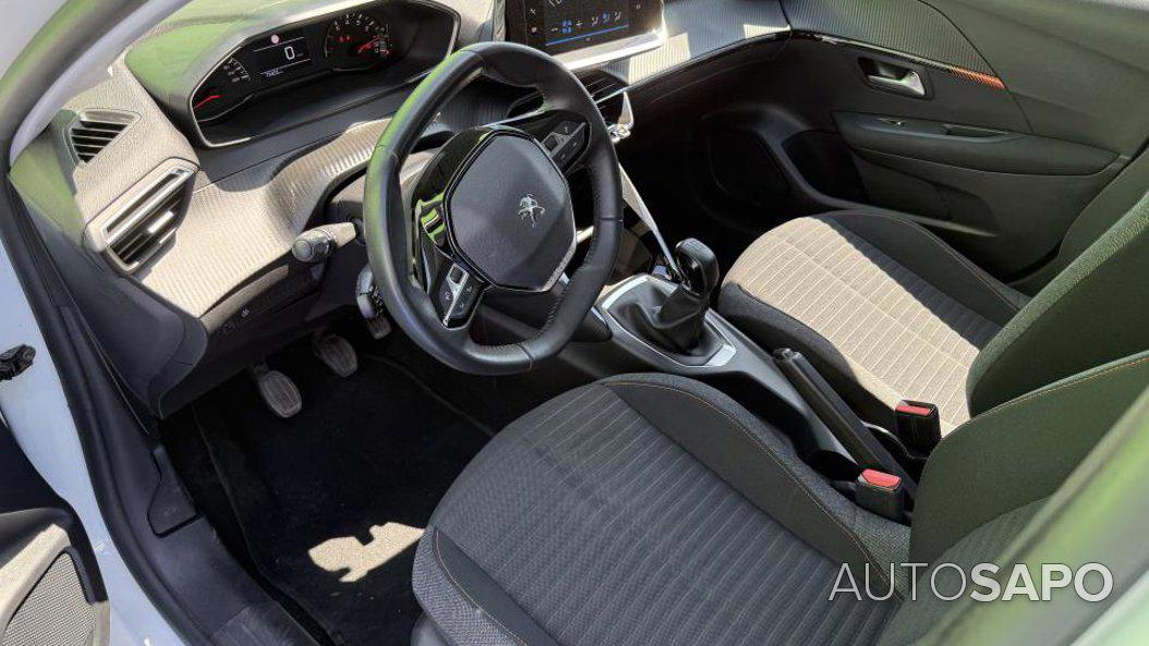 Peugeot 208 1.2 PureTech Active de 2021