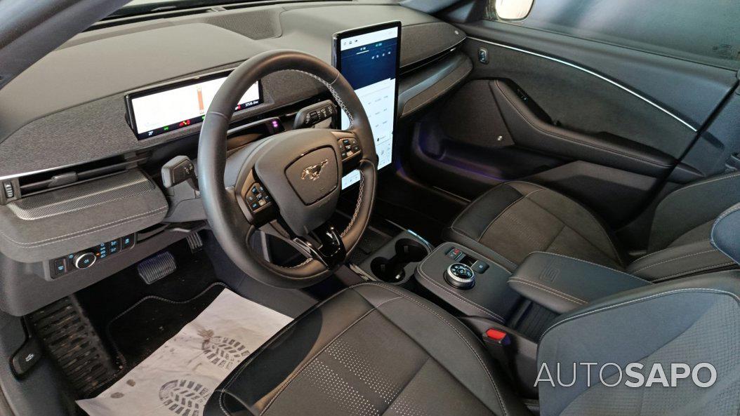 Ford Mustang Mach-E de 2023