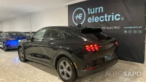 Ford Mustang Mach-E de 2022