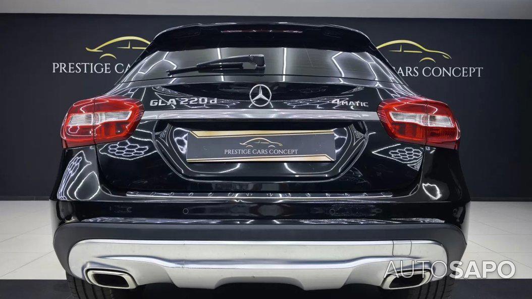 Mercedes-Benz Classe GLA 220 CDi Urban 4-Matic de 2016