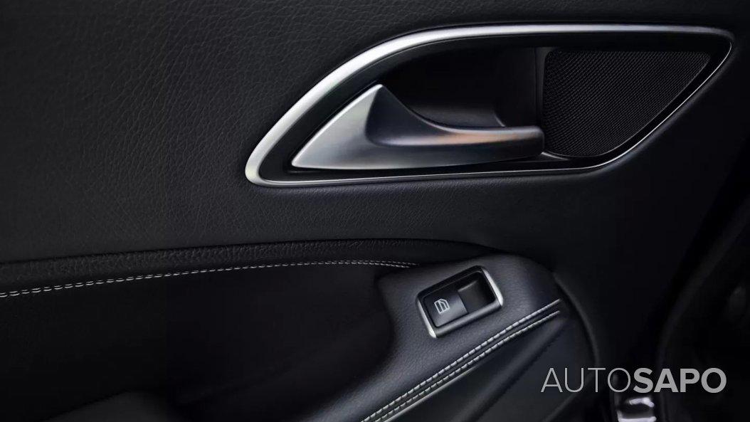 Mercedes-Benz Classe GLA 220 CDi Urban 4-Matic de 2016
