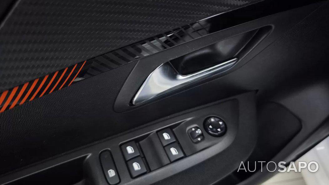 Peugeot 208 1.2 PureTech Allure Pack EAT8 de 2022