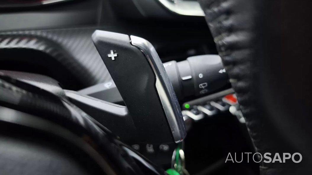 Peugeot 208 1.2 PureTech Allure Pack EAT8 de 2022