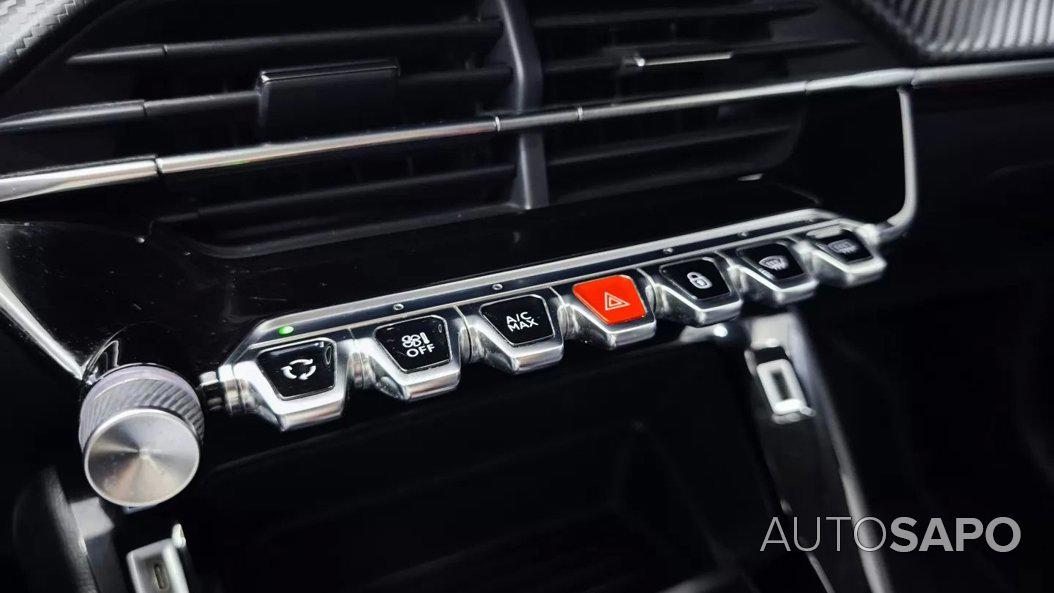 Peugeot 208 1.2 PureTech Allure Pack EAT8 de 2022