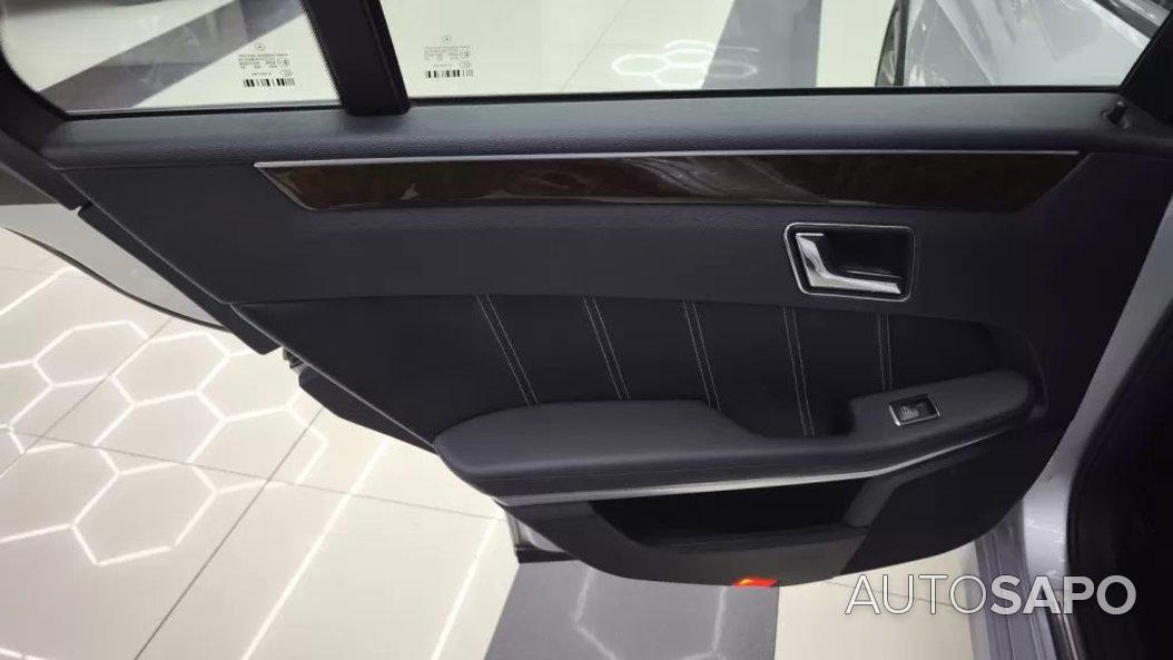 Mercedes-Benz Classe E 250 CDi Avantgarde BE Aut. 140g de 2011
