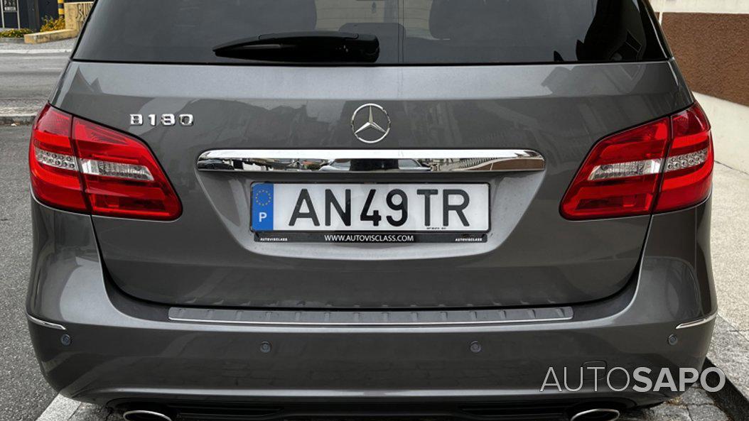 Mercedes-Benz Classe B 180 d AMG Line Aut. de 2014