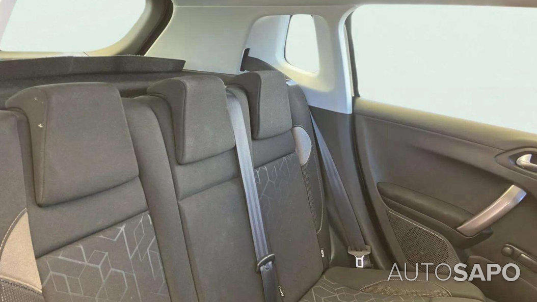 Peugeot 2008 1.2 PureTech Style de 2014