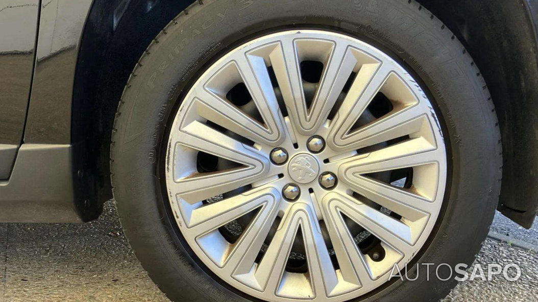 Peugeot 2008 1.2 PureTech Style de 2014