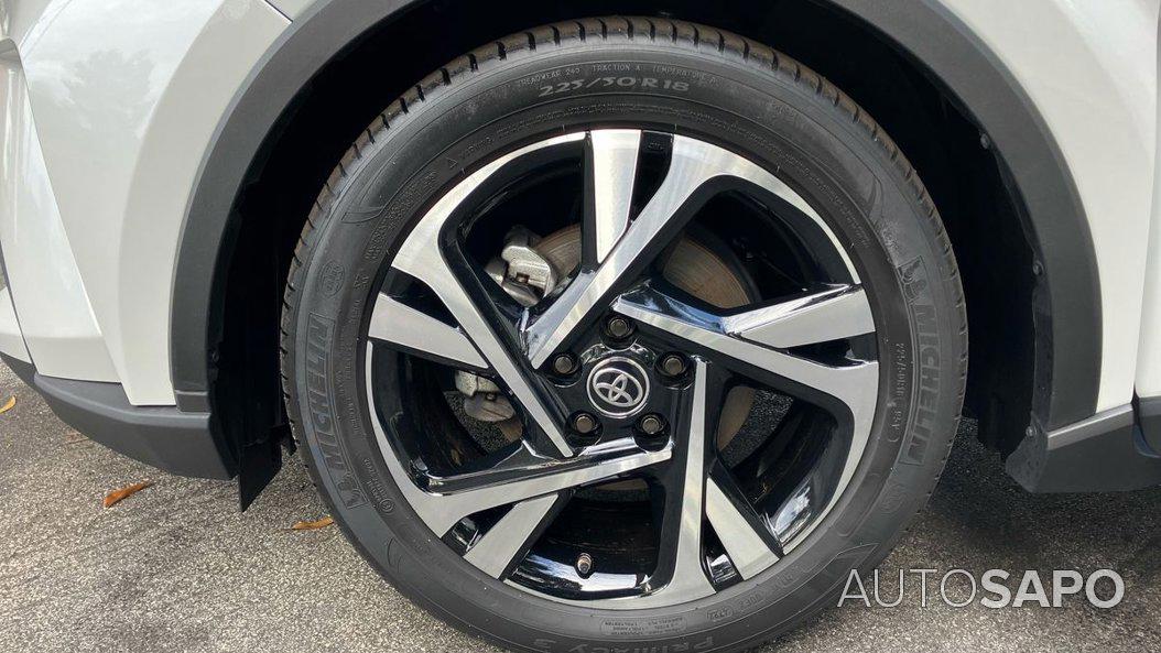 Toyota C-HR 1.8 Hybrid Square Collection de 0