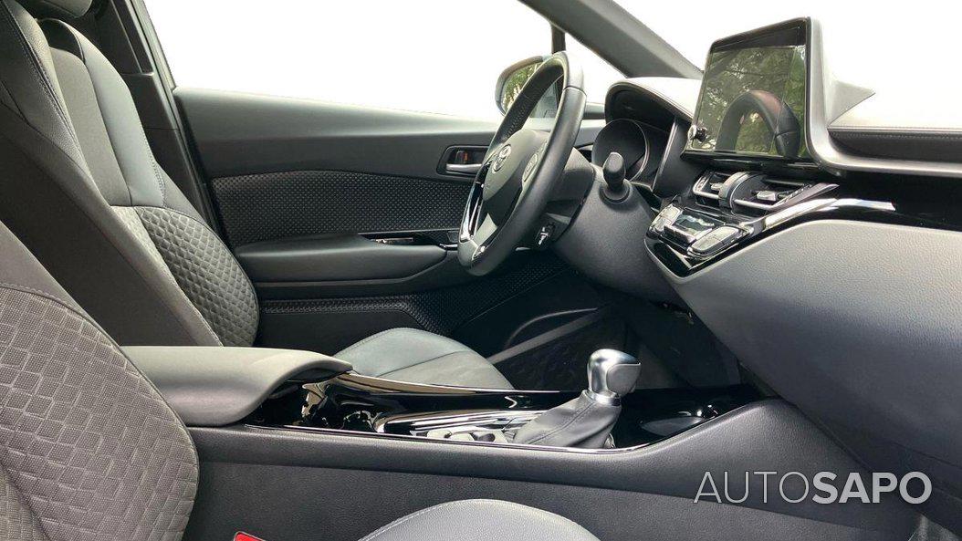 Toyota C-HR 1.8 Hybrid Square Collection de 0
