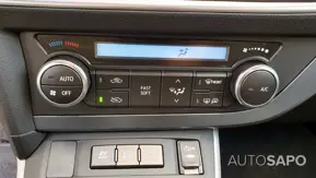 Toyota Auris TS 1.8 HSD Comfort de 2015