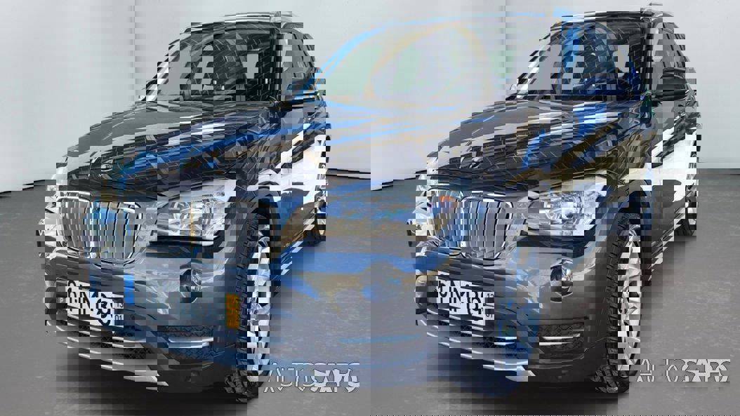 BMW X1 16 d sDrive Line xLine de 2013
