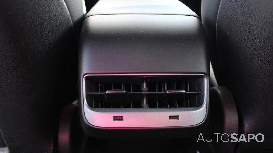 Tesla Model 3 Long-Range Dual Motor AWD de 2020