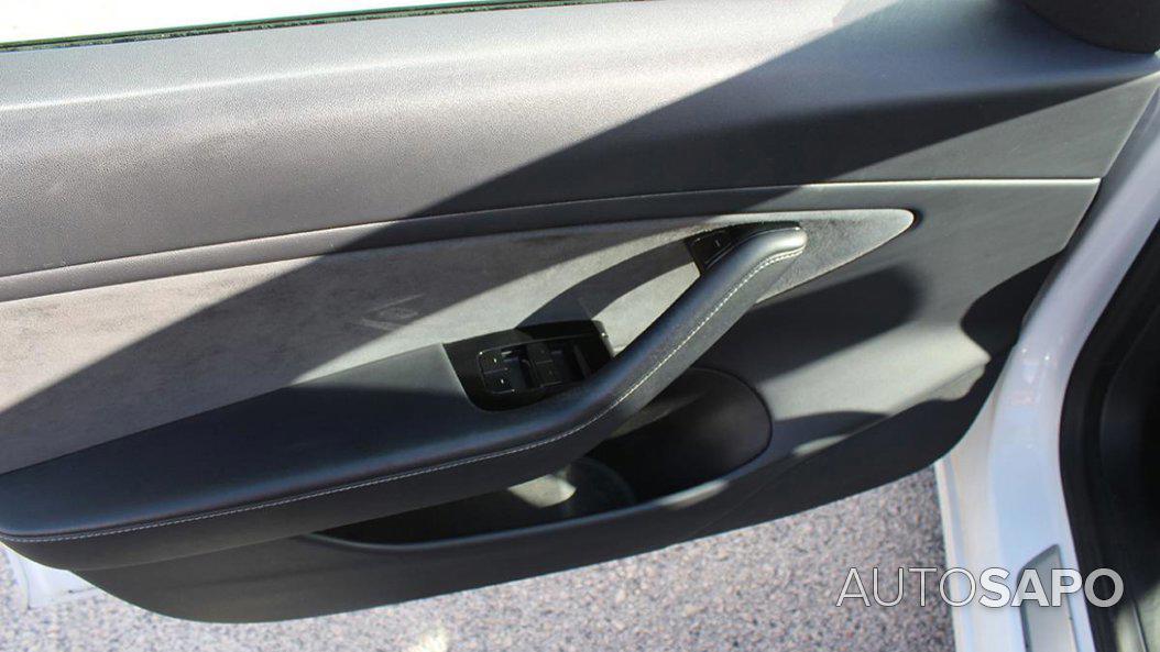 Tesla Model 3 Long-Range Dual Motor AWD de 2020