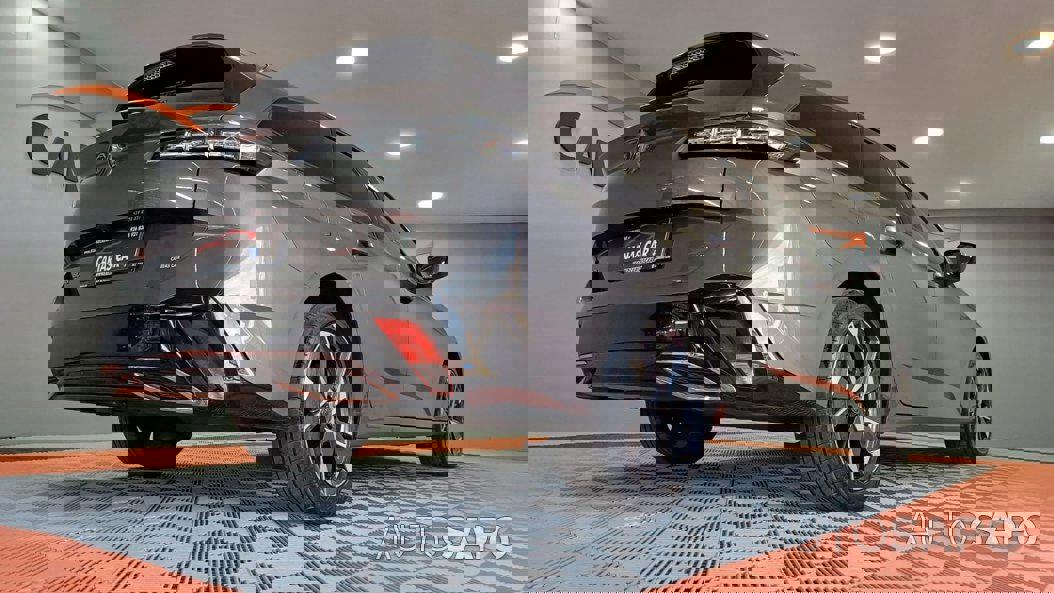 Peugeot 308 1.2 PureTech Allure EAT8 de 2022