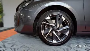Peugeot 308 1.2 PureTech Allure EAT8 de 2022
