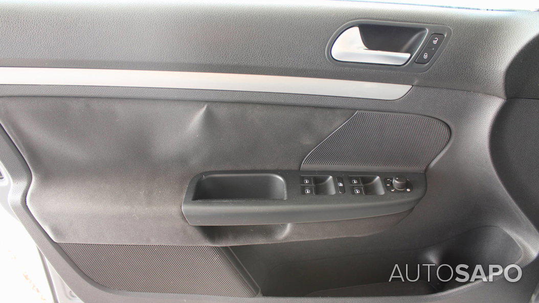 Volkswagen Golf 1.6 TDi Confortline de 2012