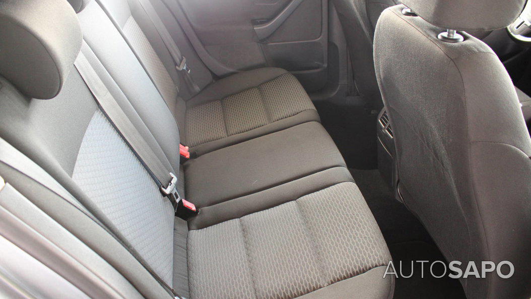 Volkswagen Golf 1.6 TDi Confortline de 2012