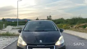 Peugeot 208 de 2012