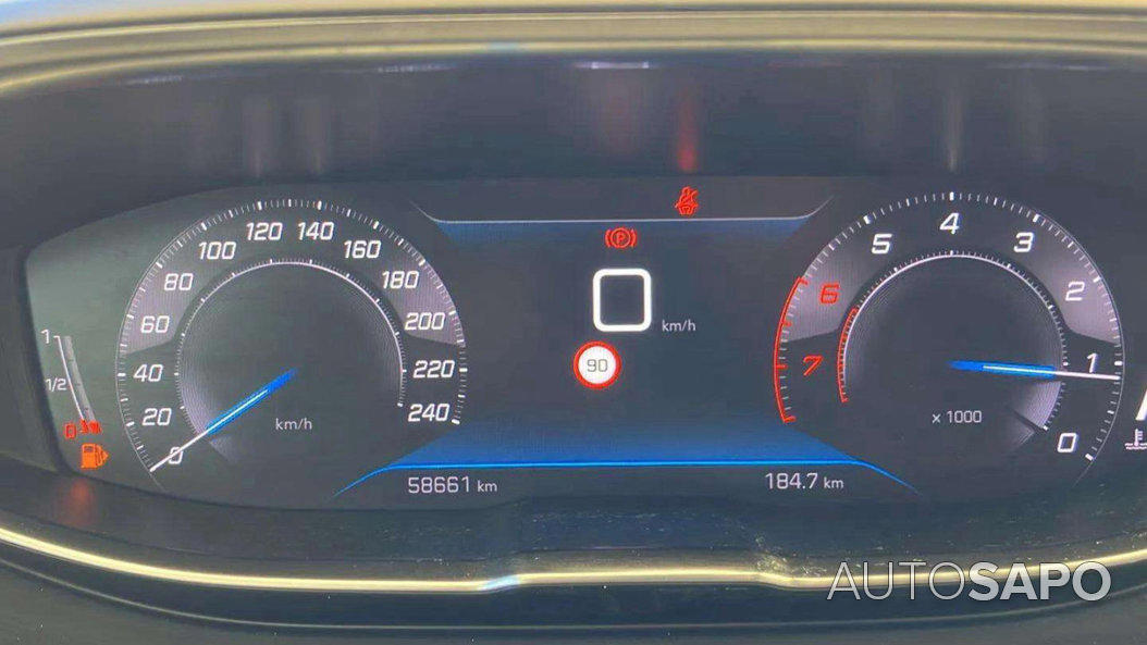 Peugeot 3008 1.2 PureTech Allure EAT8 de 2021