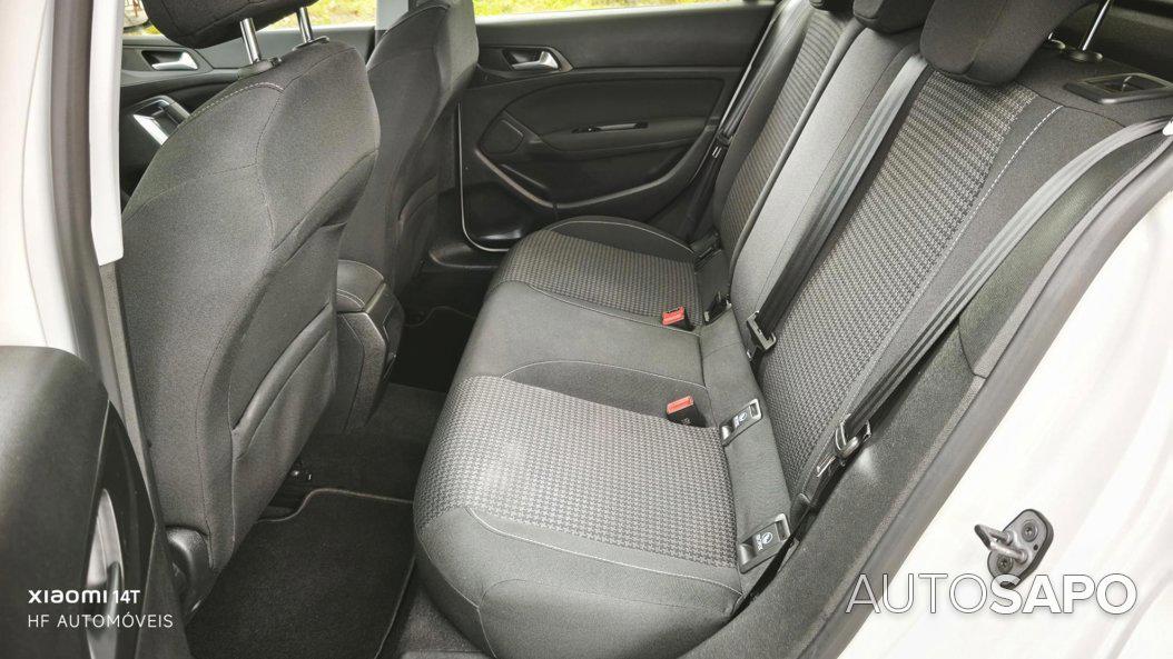 Peugeot 308 1.5 BlueHDi Style de 2021