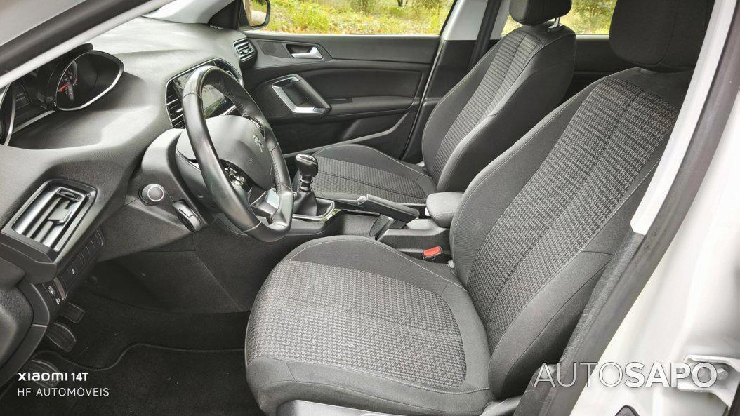 Peugeot 308 1.5 BlueHDi Style de 2021