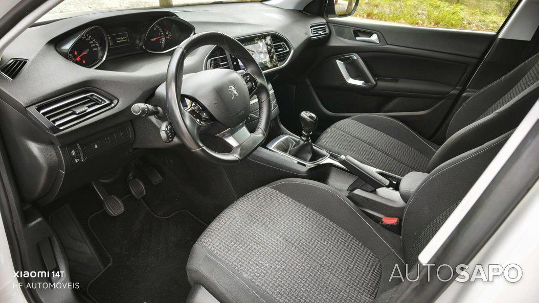 Peugeot 308 1.5 BlueHDi Style de 2021