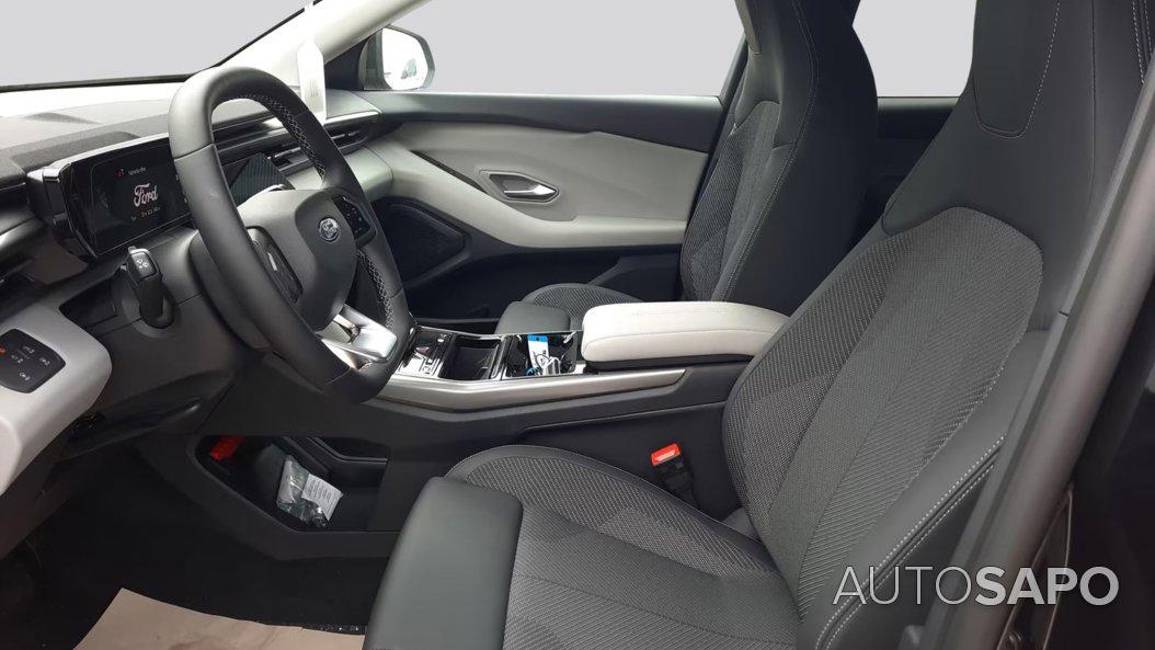 Ford Explorer de 2025