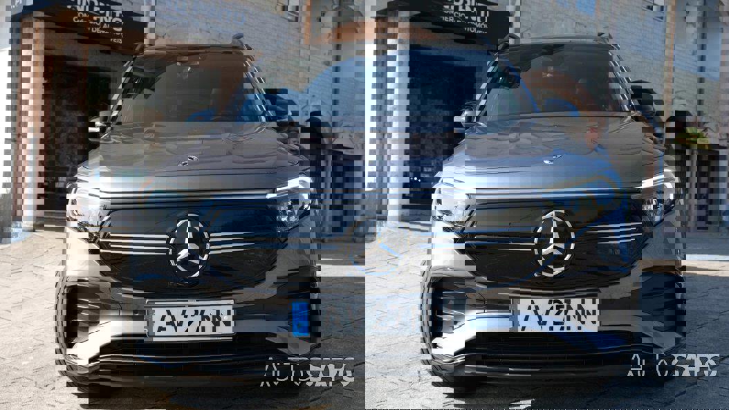 Mercedes-Benz EQB de 2022