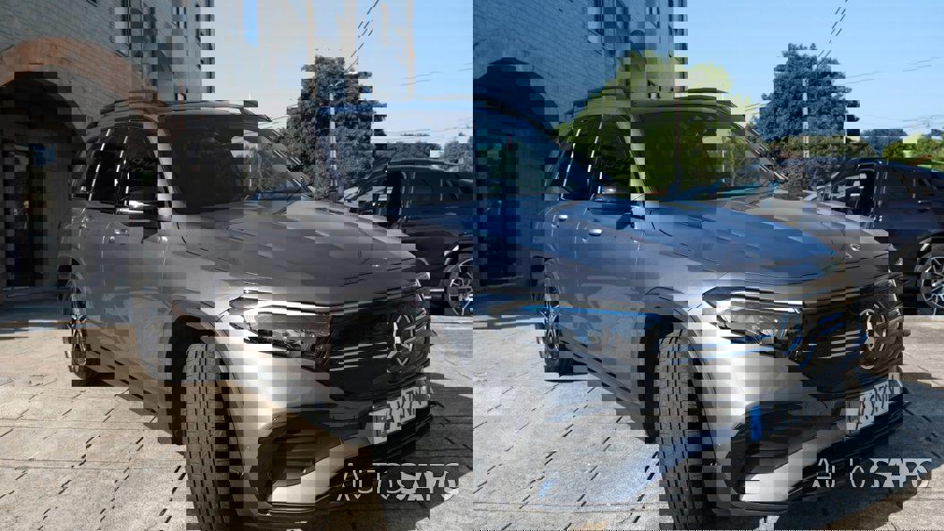 Mercedes-Benz EQB de 2022
