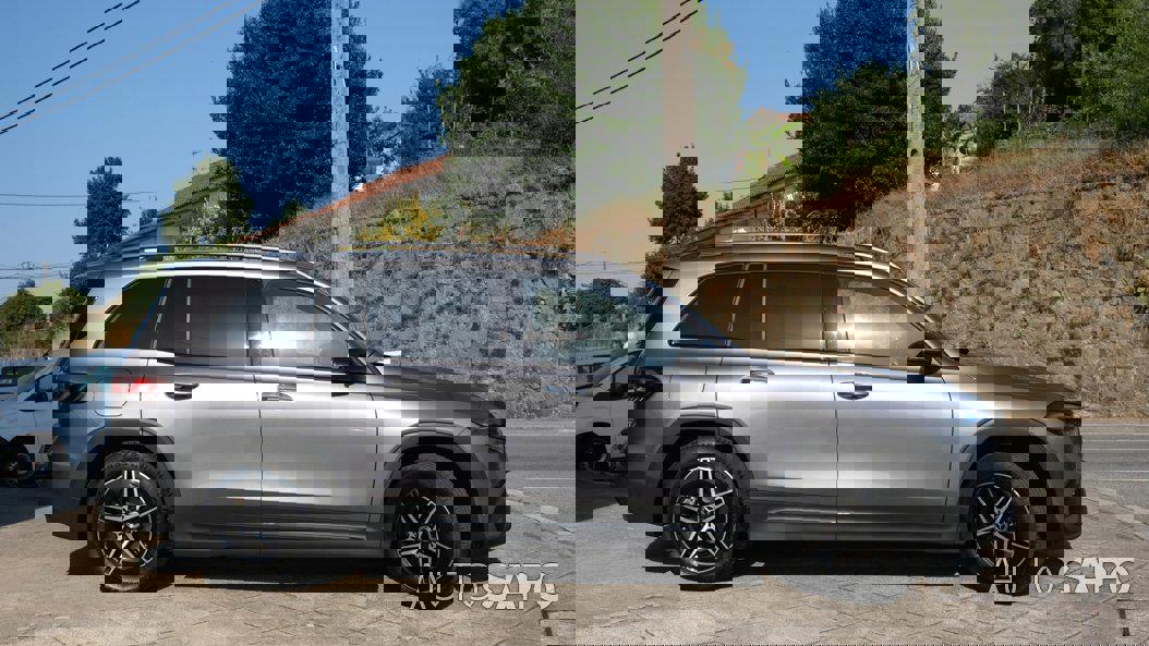 Mercedes-Benz EQB de 2022
