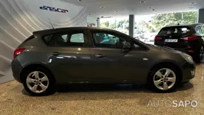 Opel Astra de 2010
