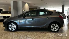 Opel Astra de 2010