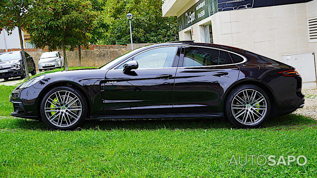 Porsche Panamera 4 E-Hybrid de 2020