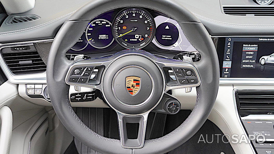Porsche Panamera 4 E-Hybrid de 2020