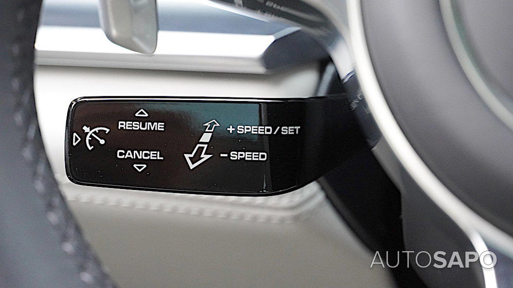 Porsche Panamera 4 E-Hybrid de 2020