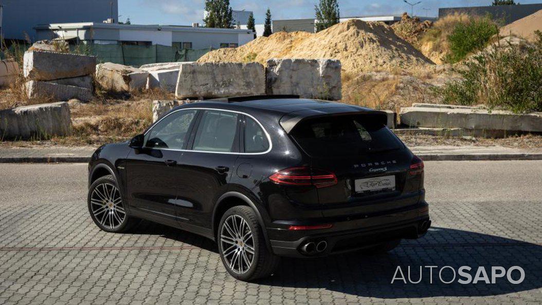 Porsche Cayenne S E-Hybrid de 2016