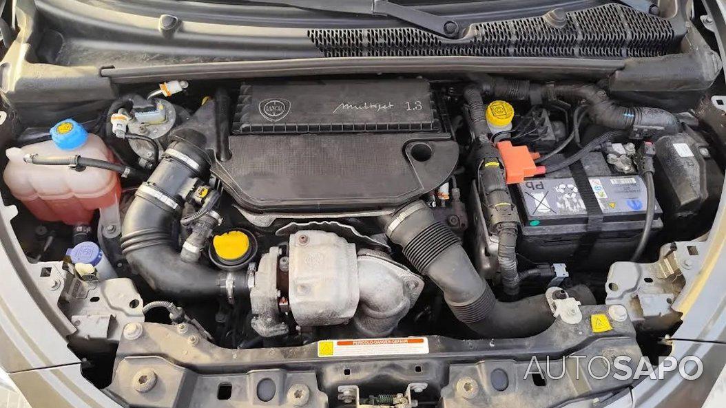 Lancia Ypsilon 1.3 M-jet S&S Gold de 2013