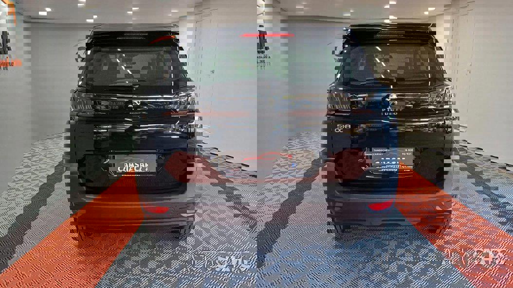 Peugeot 5008 de 2021