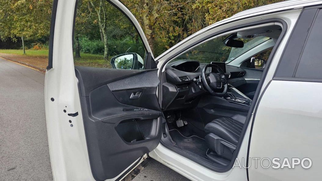 Peugeot 5008 1.5 BlueHDi Allure Pack EAT8 de 2020