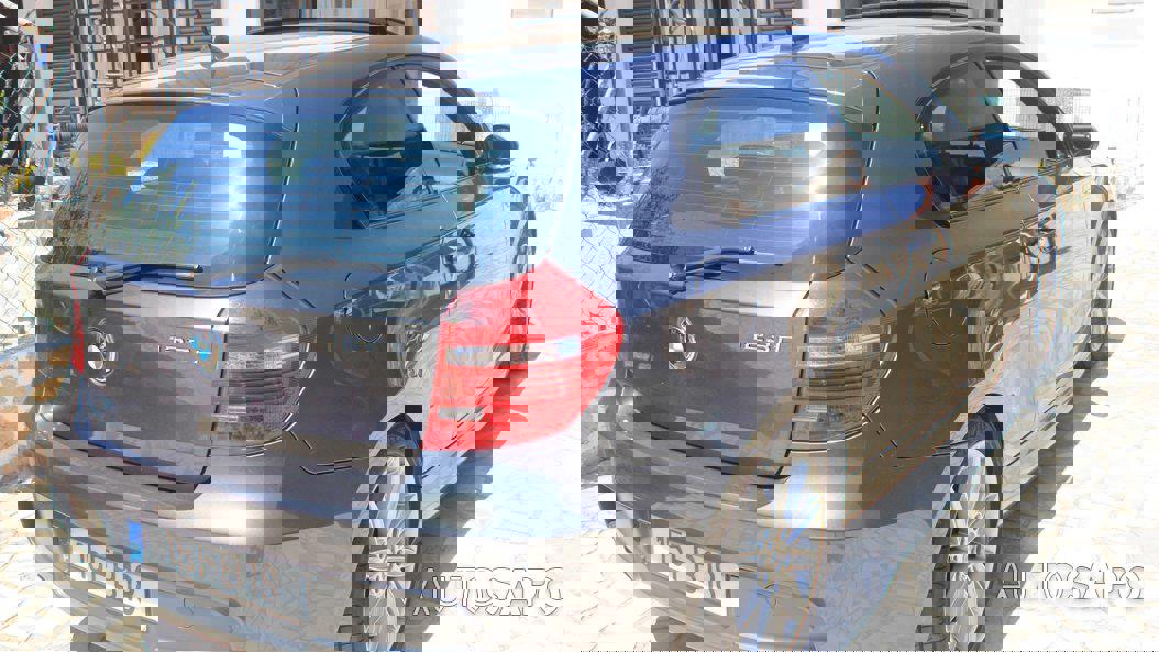 BMW Série 1 123 d de 2008