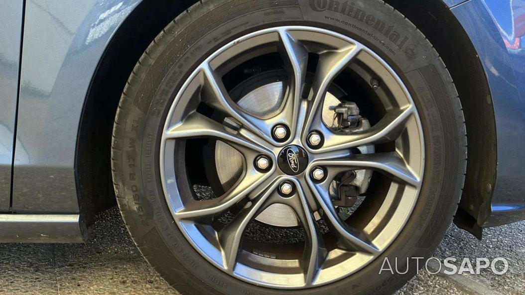 Ford Focus 1.0 EcoBoost MHEV ST-Line de 2019